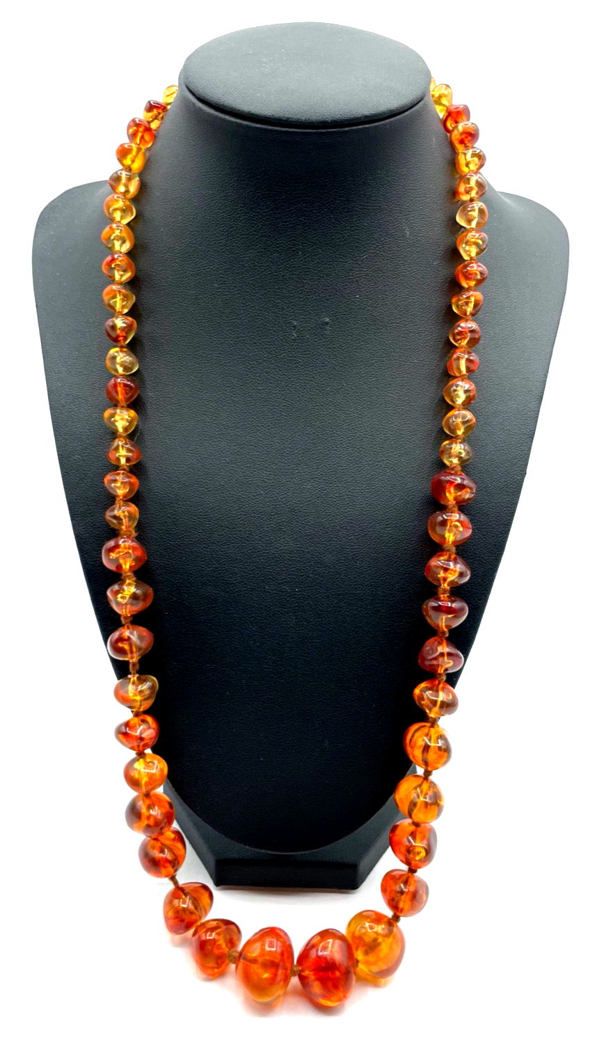 Vintage stattliche Bernstein Imitat Kette im Verlauf  einzeln geknotet L 67 cm0