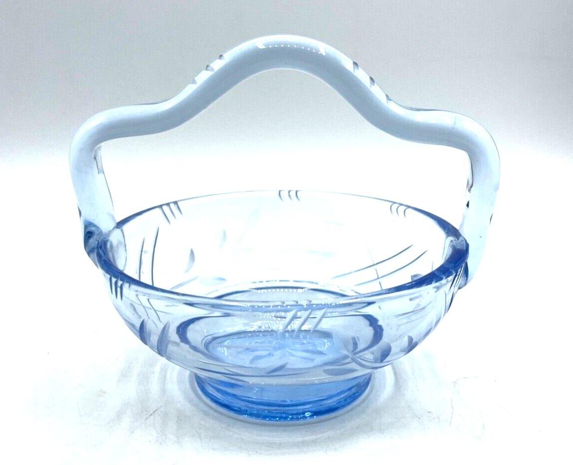 Antik hellblaues Glas Körbchen Anbietschale Konfektschale 30er Jahre mit Schliff0