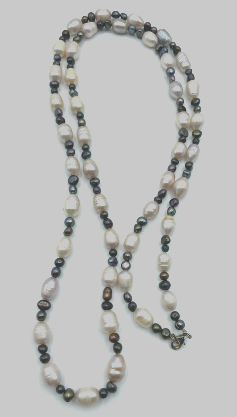 105 cm lange stattliche SWZ Perlenkette mehrfarbig B ca. 10 mm top gepflegt3