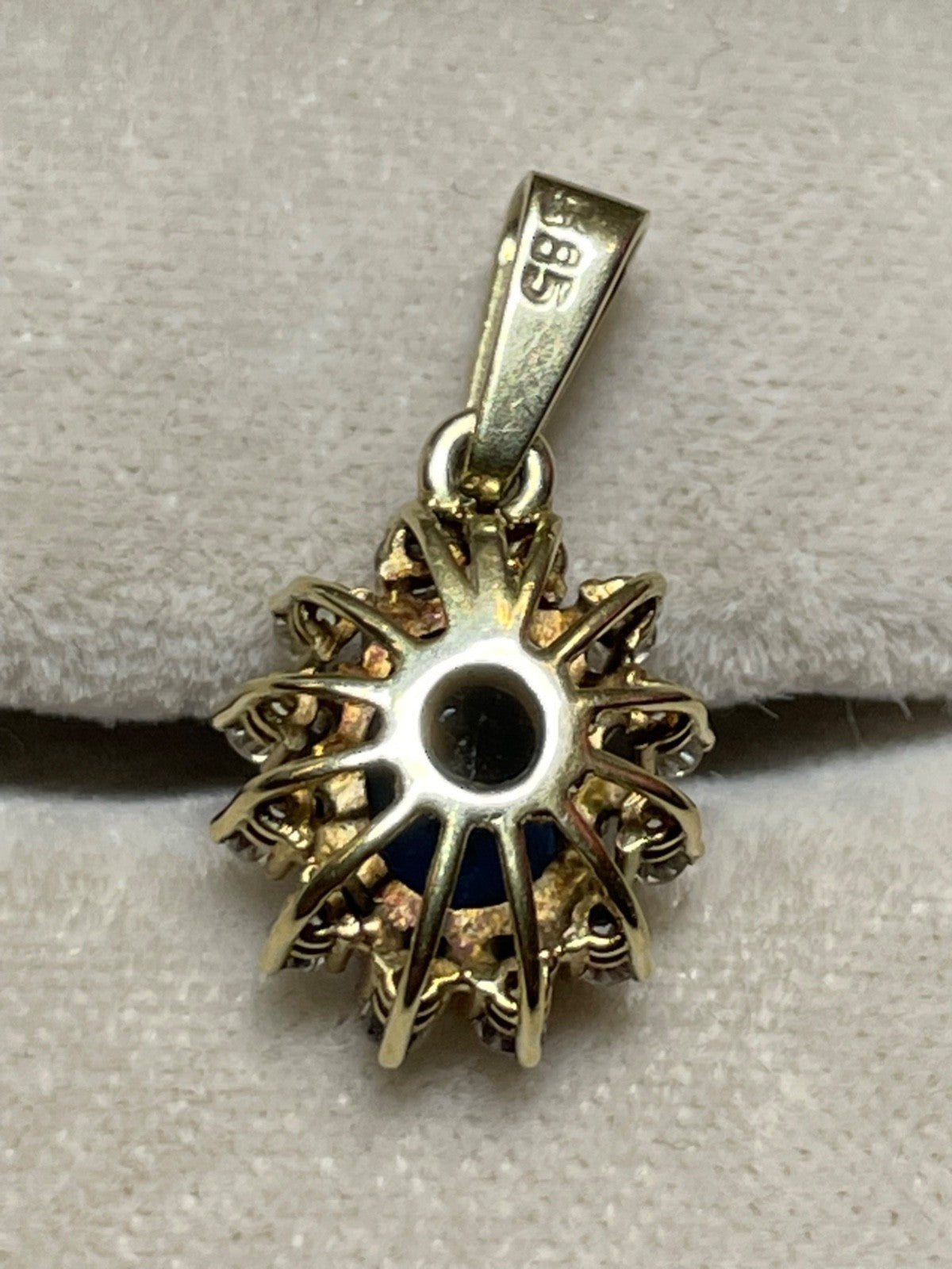 Eleganter 585 Gold 14 K Gold Anhänger Saphir + 14 Brillanten Juwelier Qualität7