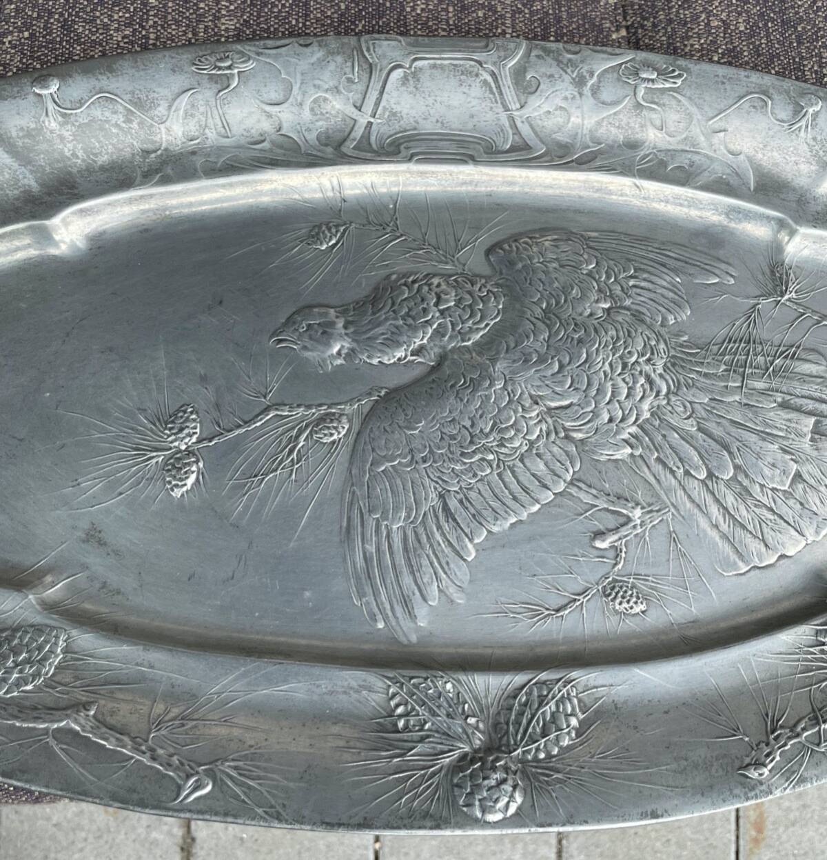 Vintage große ovale Platte  Jugendstil B&G Imperial Zinn Dekor Auerhahn L 52 cm12