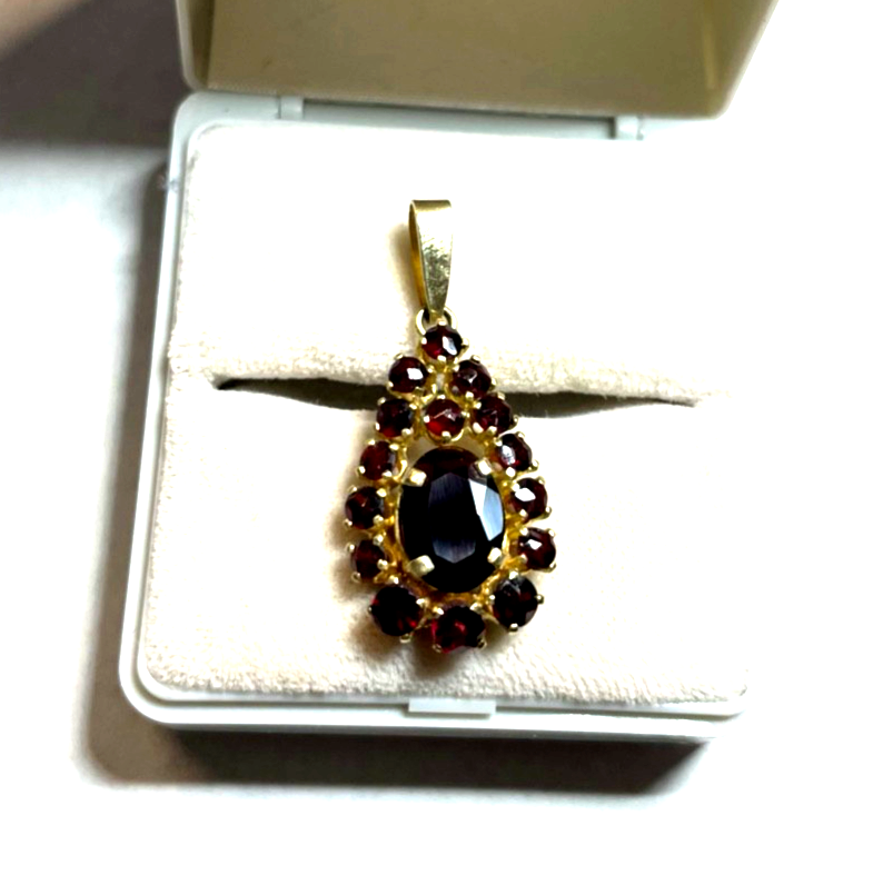 Großer 333 Gold Granat Anhänger 8 K Gelbgold solide Juwelier Qualität L 34 mm0