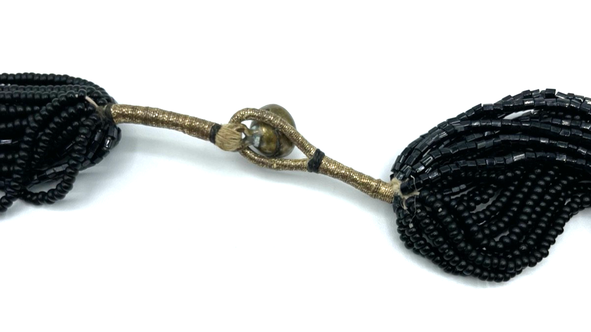 Attraktive 23 reihige schwarze Glas Perlen Kette 76 cm Ethno Stil Handarbeit5