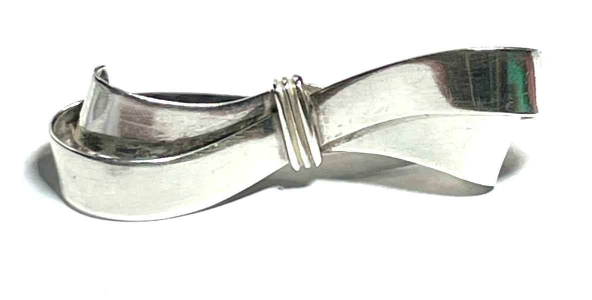 Antik 835 Silber Brosche Anstecknadel klassische Schleife Dekor Handarbeit L50mm0