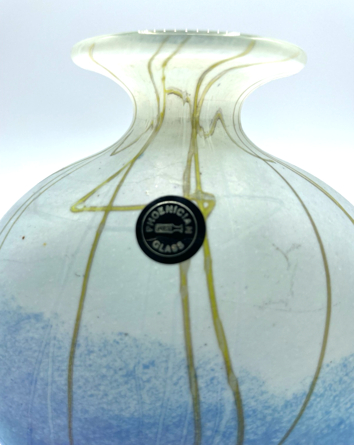 Aparte Phoenician Glass signierte Glaskunst Vase Malta 1988 P.C. H 13,5 B 12 cm2