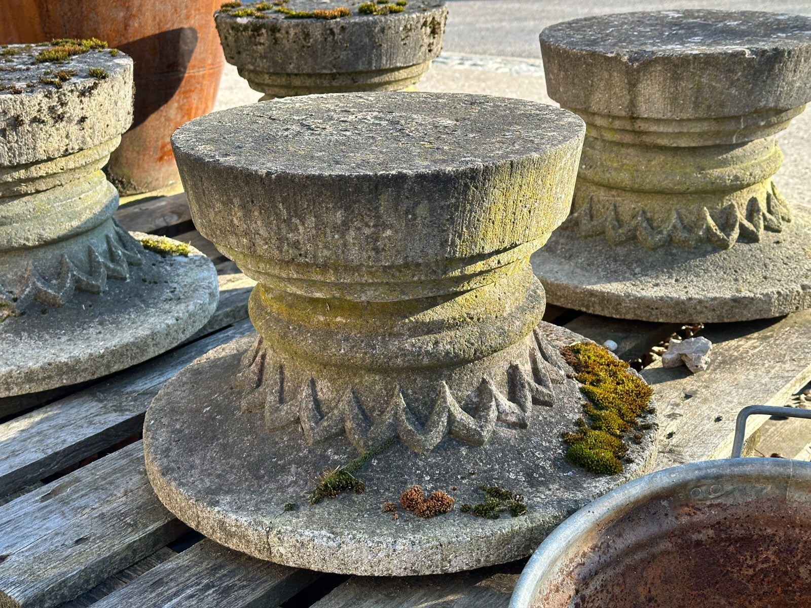 Sandstein - alte Sockel Säulensockel Basis - Patina - 5x - Gartensockel1