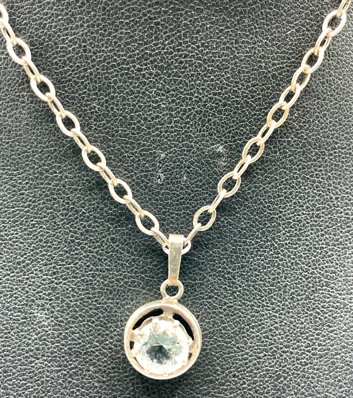 Vintage 54 cm lange 925 Silber Halskette Gliederkette mit Bergkristall Anhänger2