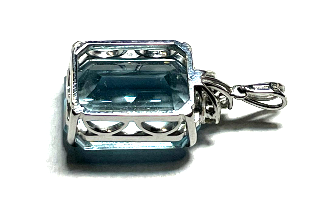 Eleganter 585 Gold 14 K Gold Weißgold Anhänger Aquamarin + 5 Brillanten Juwelier4