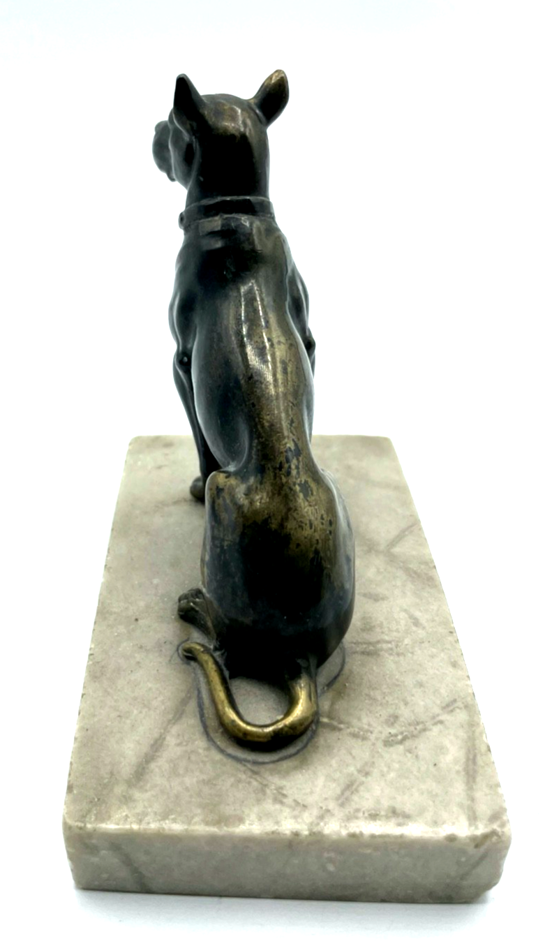 Antik Metall Hund Figur auf Alabaster Sockel aparte Hundeplastik Tierplastik3