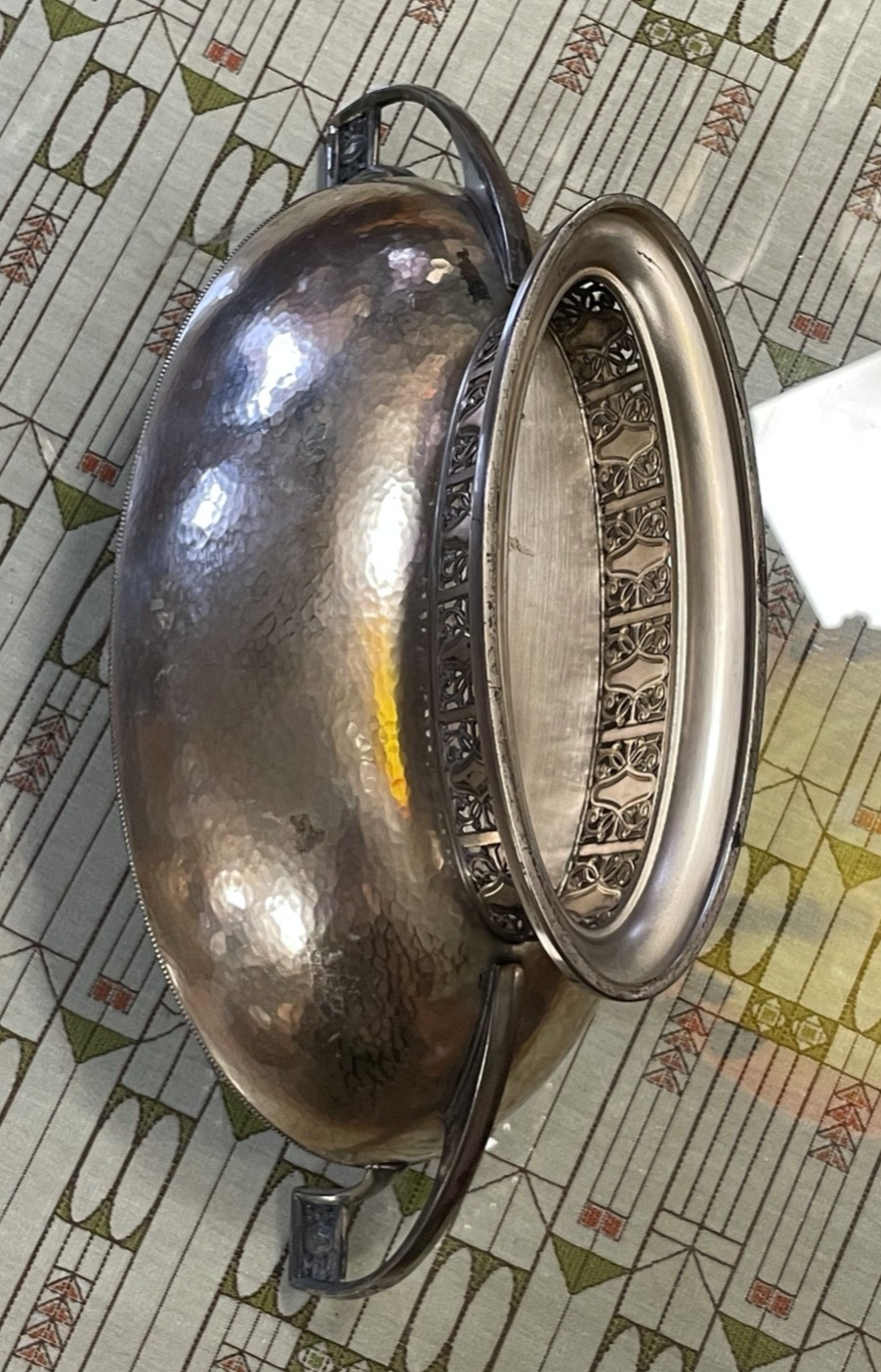 Jugendstil WMF dekorative Anbietschale auf Fuß Hammerschlag Dekor Straussenmarke15