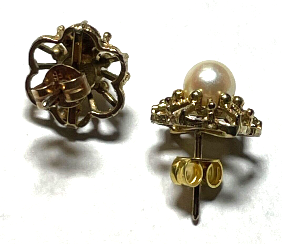 Stattliche 333 Gold 8 K Ohrstecker zeitlos mit Akoya Perle Juwelier Qualität Ø126