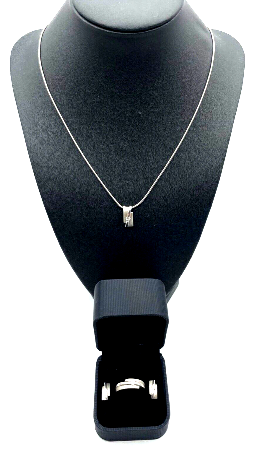 Modernes Set 925 Silber Ring + Kette mit Anhänger + Ohrstecker mit  Zirkonia0