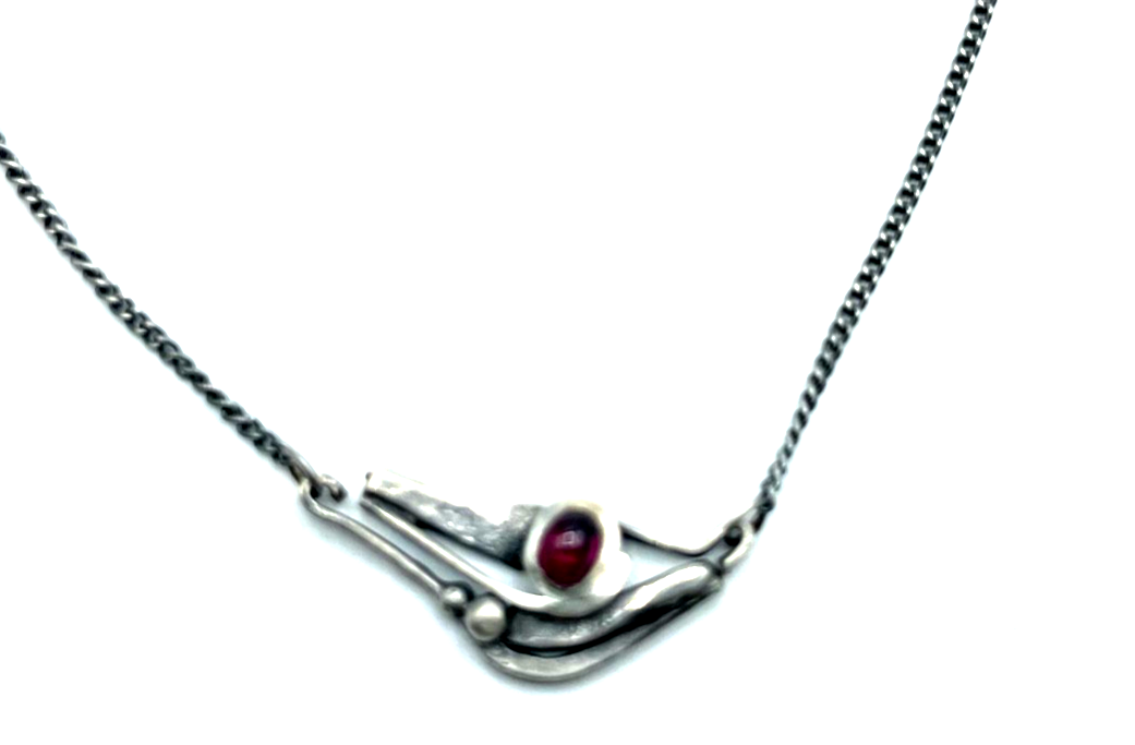 Zartes vintage 835 Ekstro Silber Collier geschwärzt mit Rubin elegant 70er J5