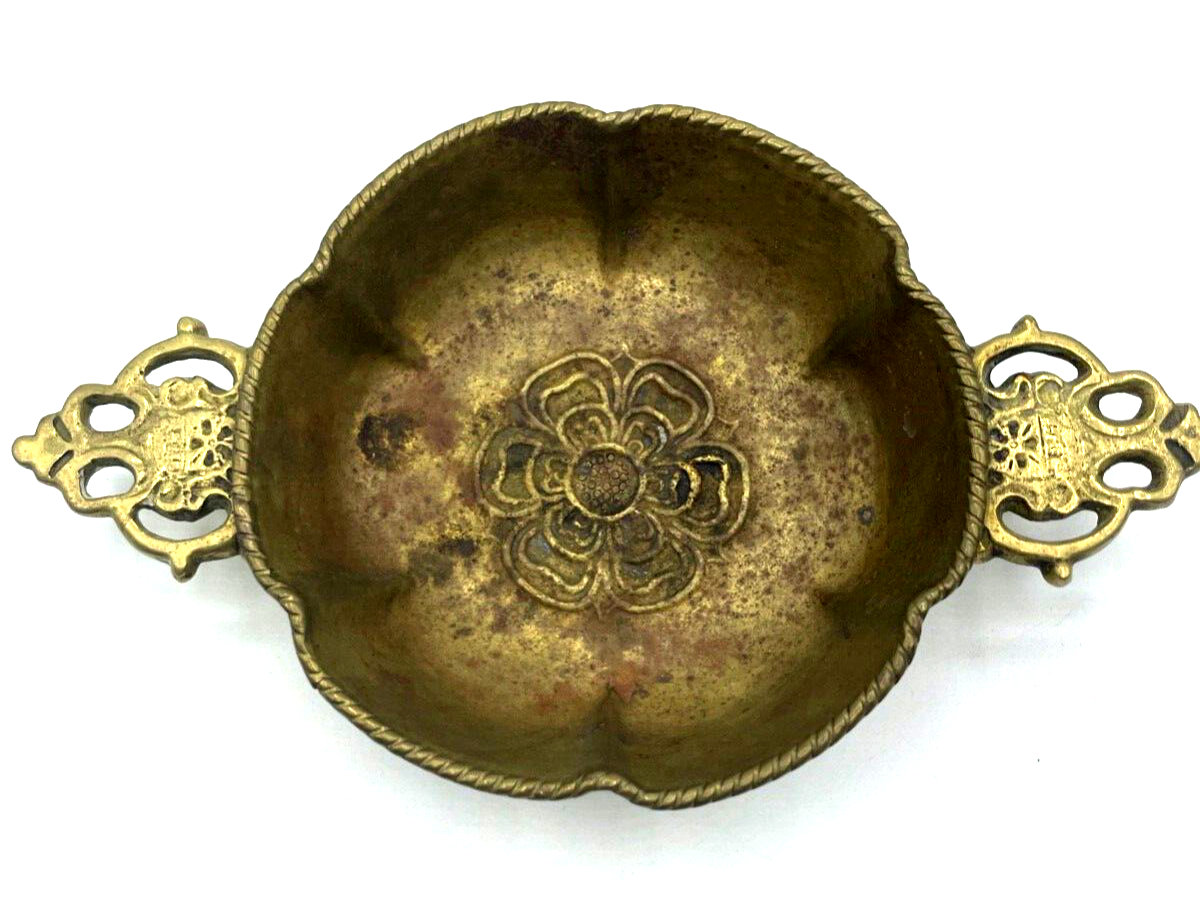 Antik handgefertigter Messing Porringer um 1820 Tudor Rose Dekor Napf Schale3