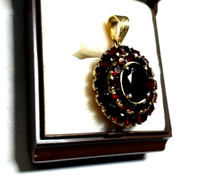 Gr.  Entourage 585 Gold Granat Anhänger 14 K Gelbgold solide Juwelier Qualität1