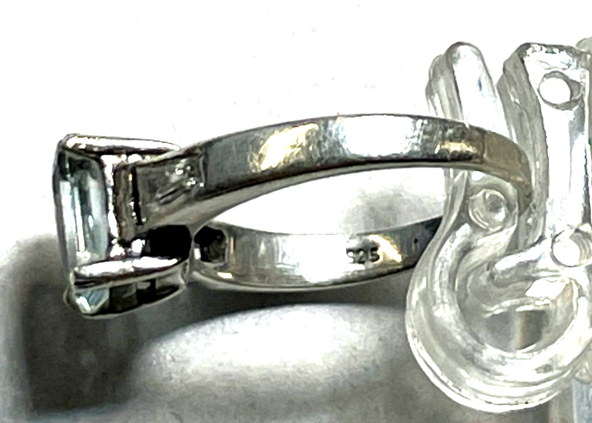 Kleiner 925 Silber Ring mit Blautopas Kissen + 2 Weißtopas Baguette Ø 14,5 mm3