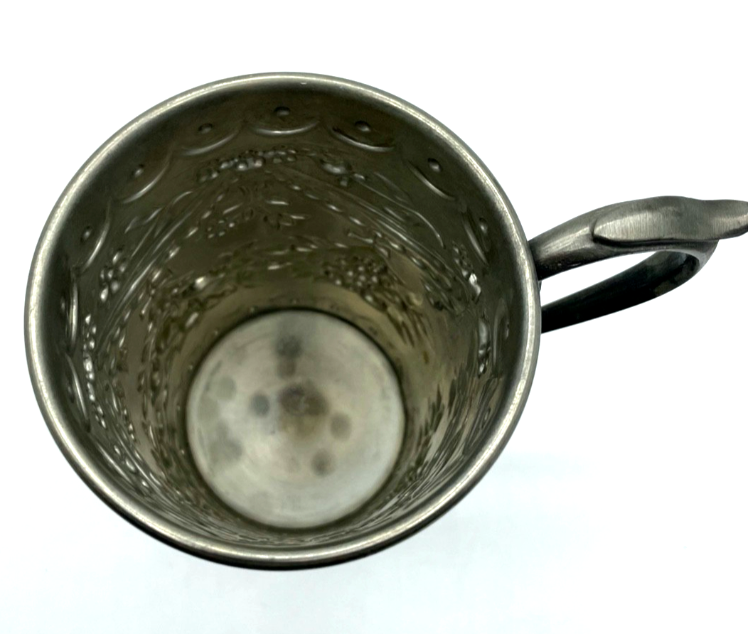 Wunderschöner Zinn Becher Italien handdekoriert floral Henkelbecher H 13,5 cm2