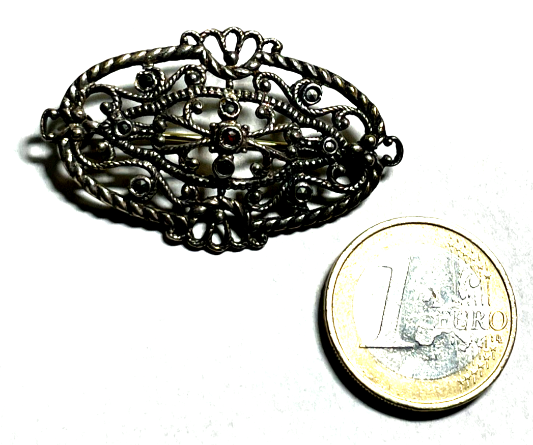 Antik sehr elegante Durchbruch Dekor Brosche Silber Granat +  Markasit 20erJ9