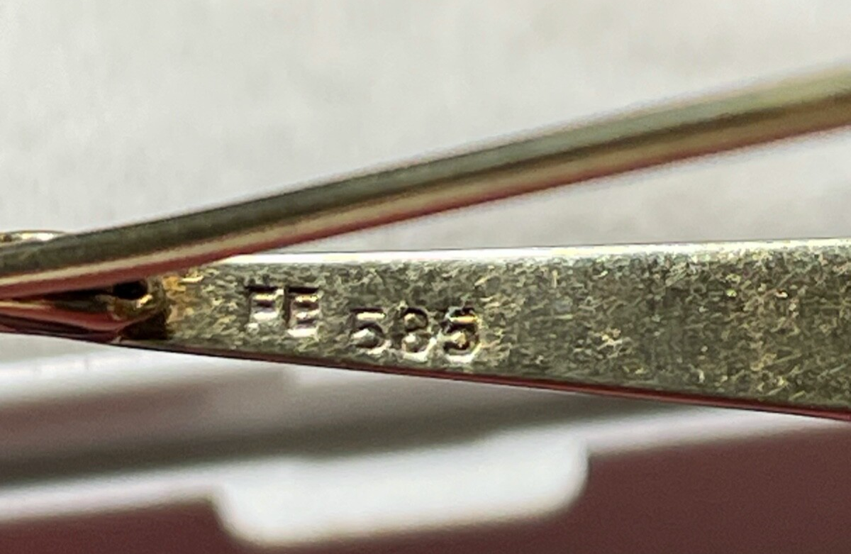 585 Gold 14 K Gelbgold klassische Stabbrosche Anstecknadel mit echter Perle Ø7mm8